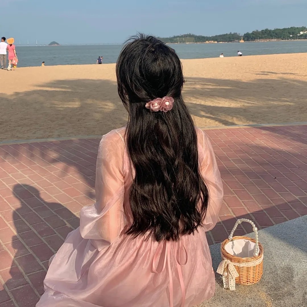 在别处2019